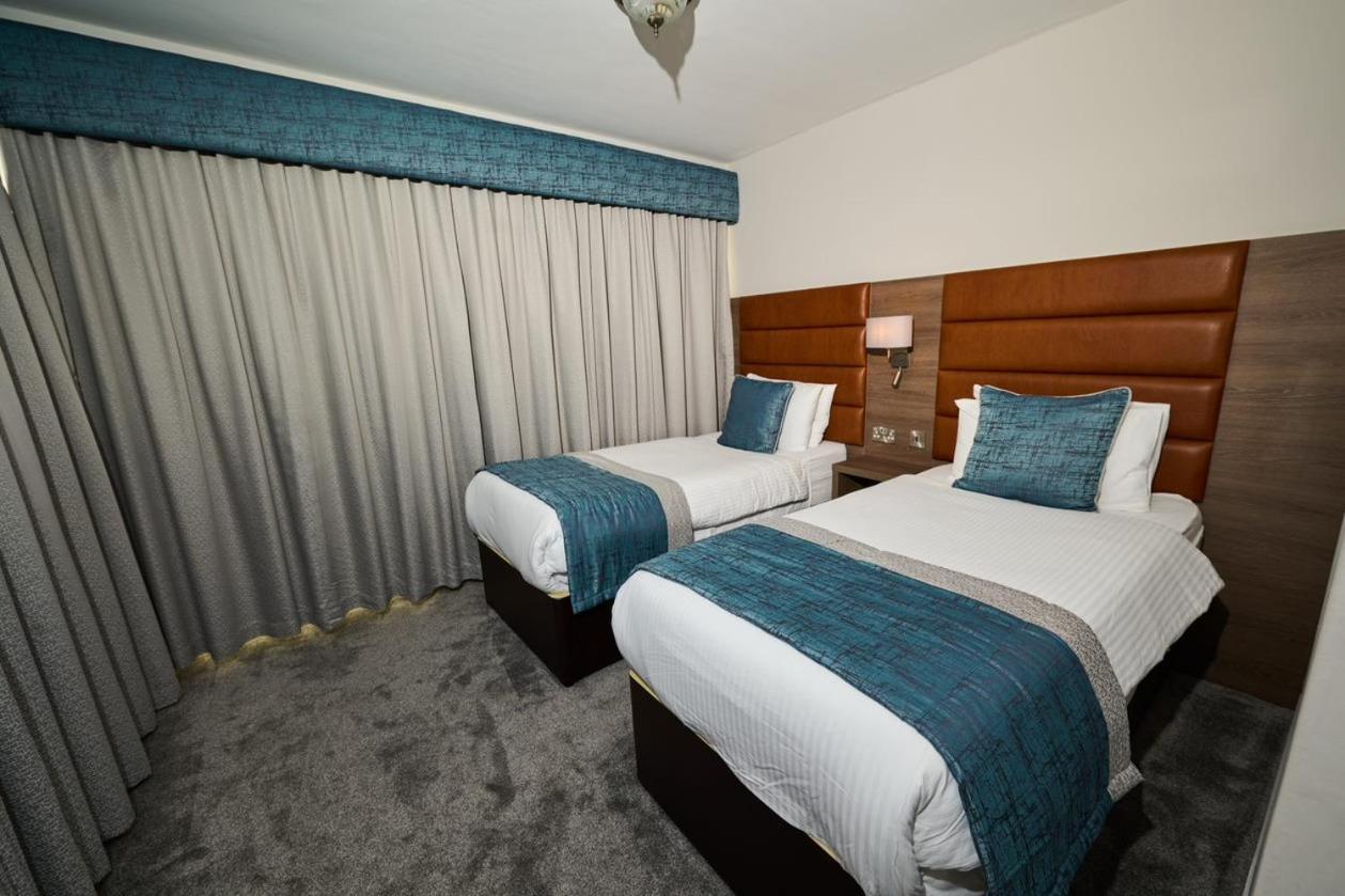 Bushtown Hotel & Spa 科尔雷恩 外观 照片