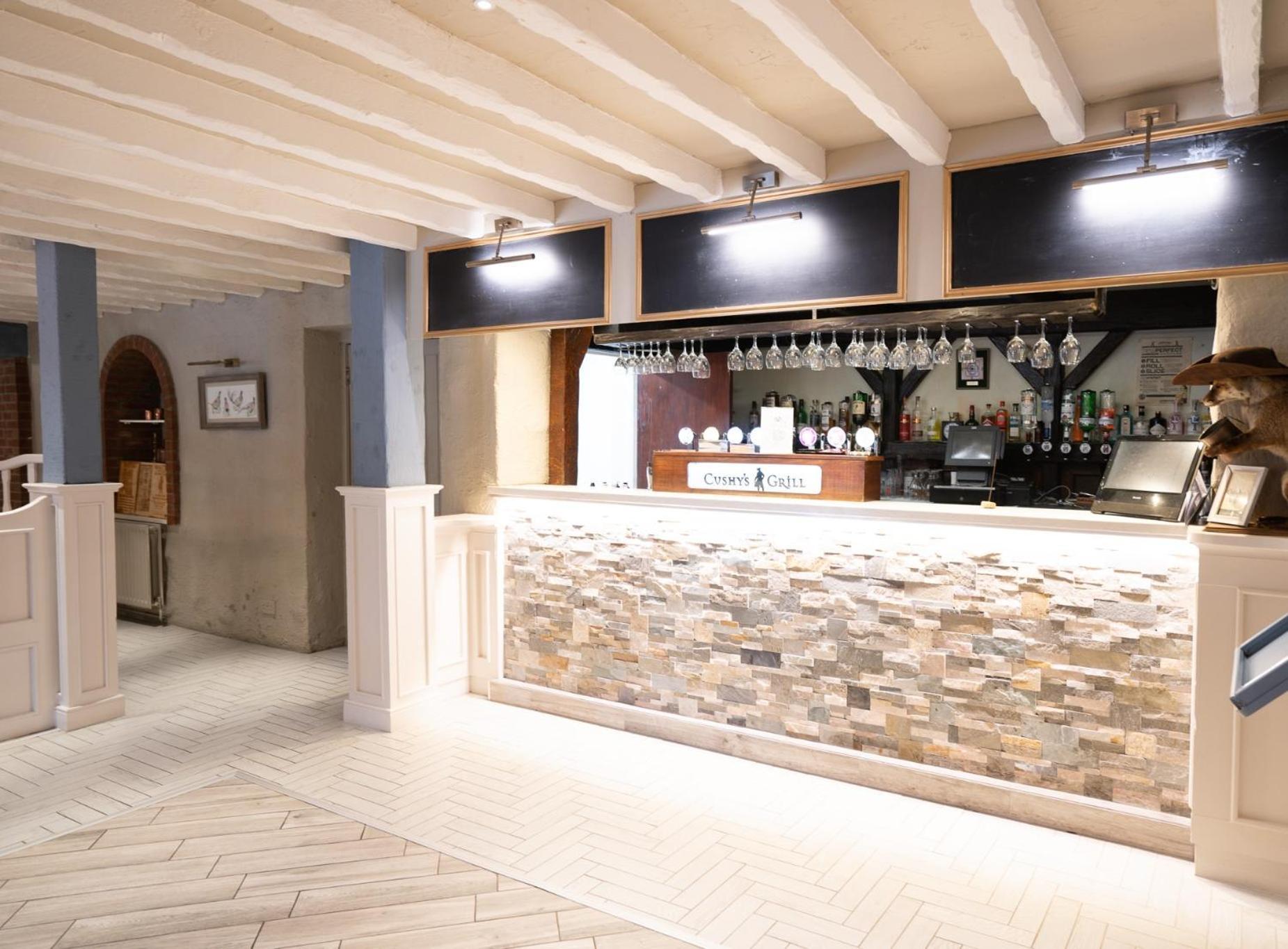 Bushtown Hotel & Spa 科尔雷恩 外观 照片