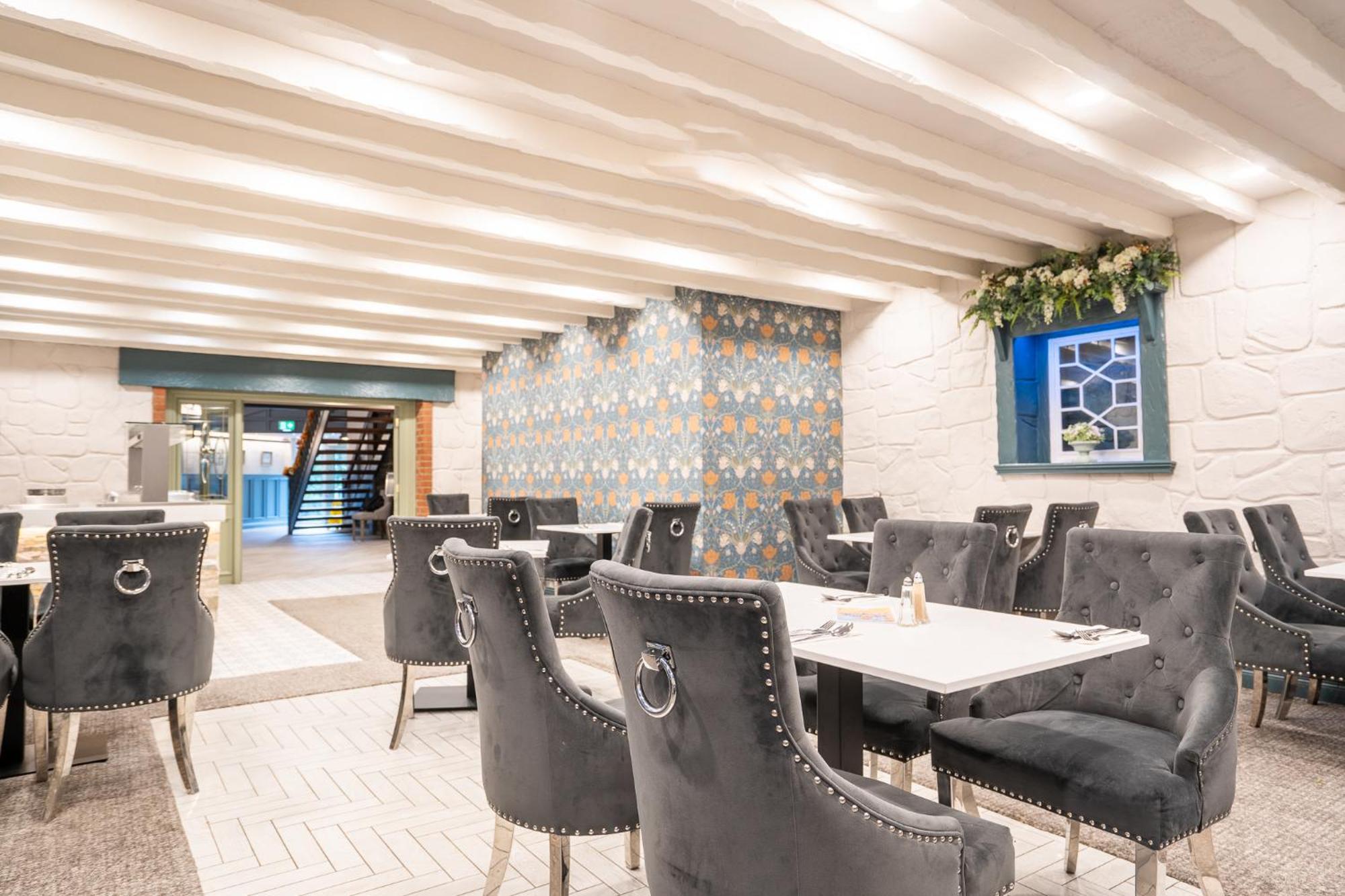 Bushtown Hotel & Spa 科尔雷恩 外观 照片