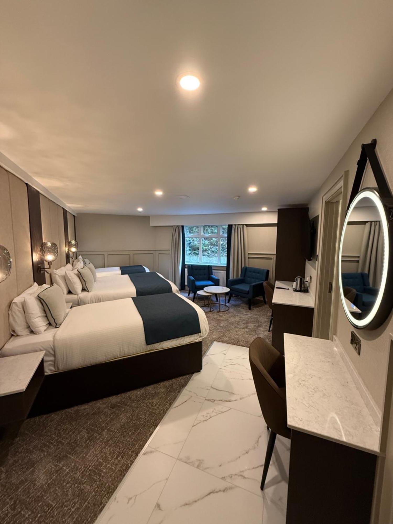 Bushtown Hotel & Spa 科尔雷恩 外观 照片