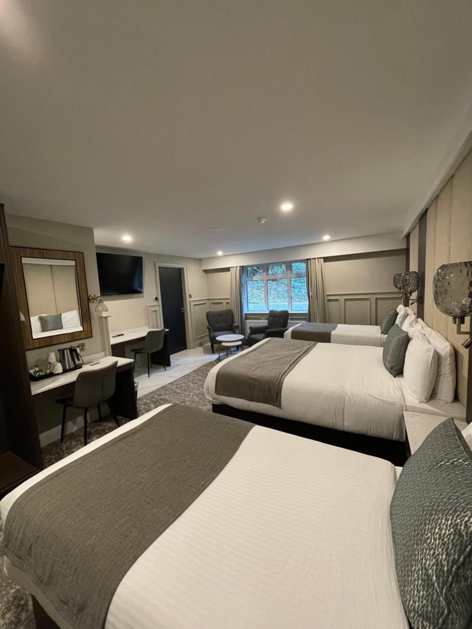 Bushtown Hotel & Spa 科尔雷恩 外观 照片