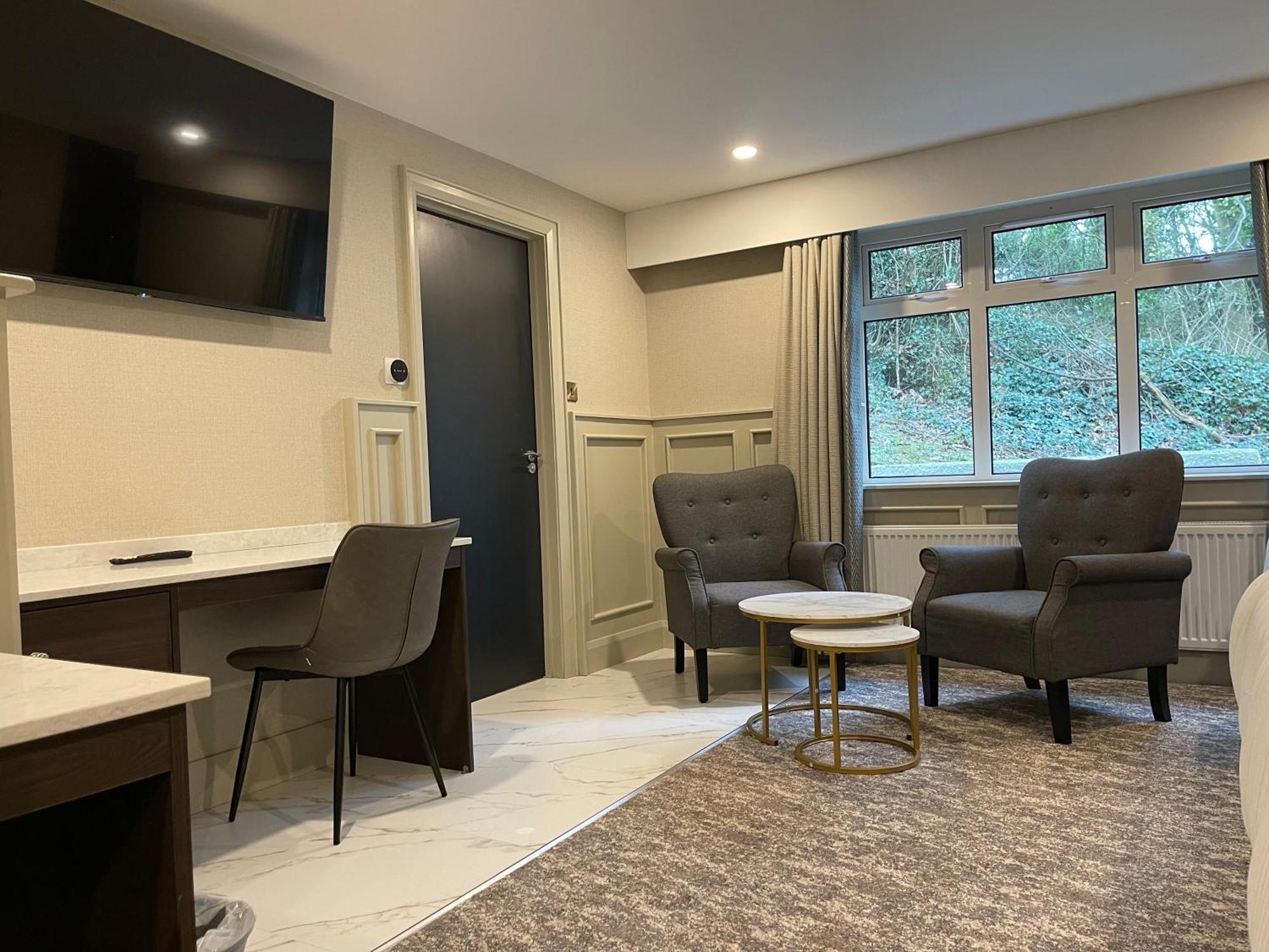 Bushtown Hotel & Spa 科尔雷恩 外观 照片