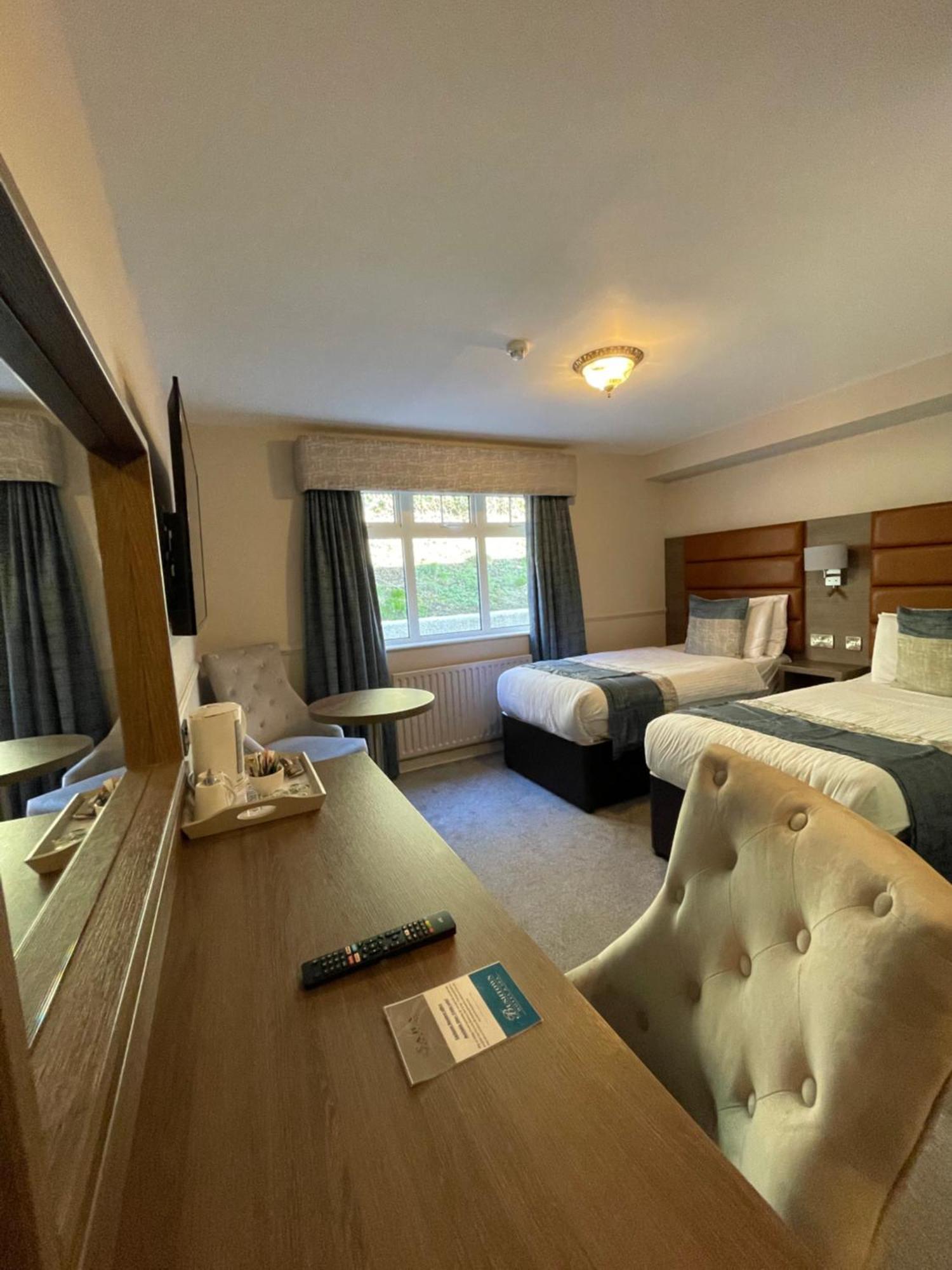 Bushtown Hotel & Spa 科尔雷恩 外观 照片