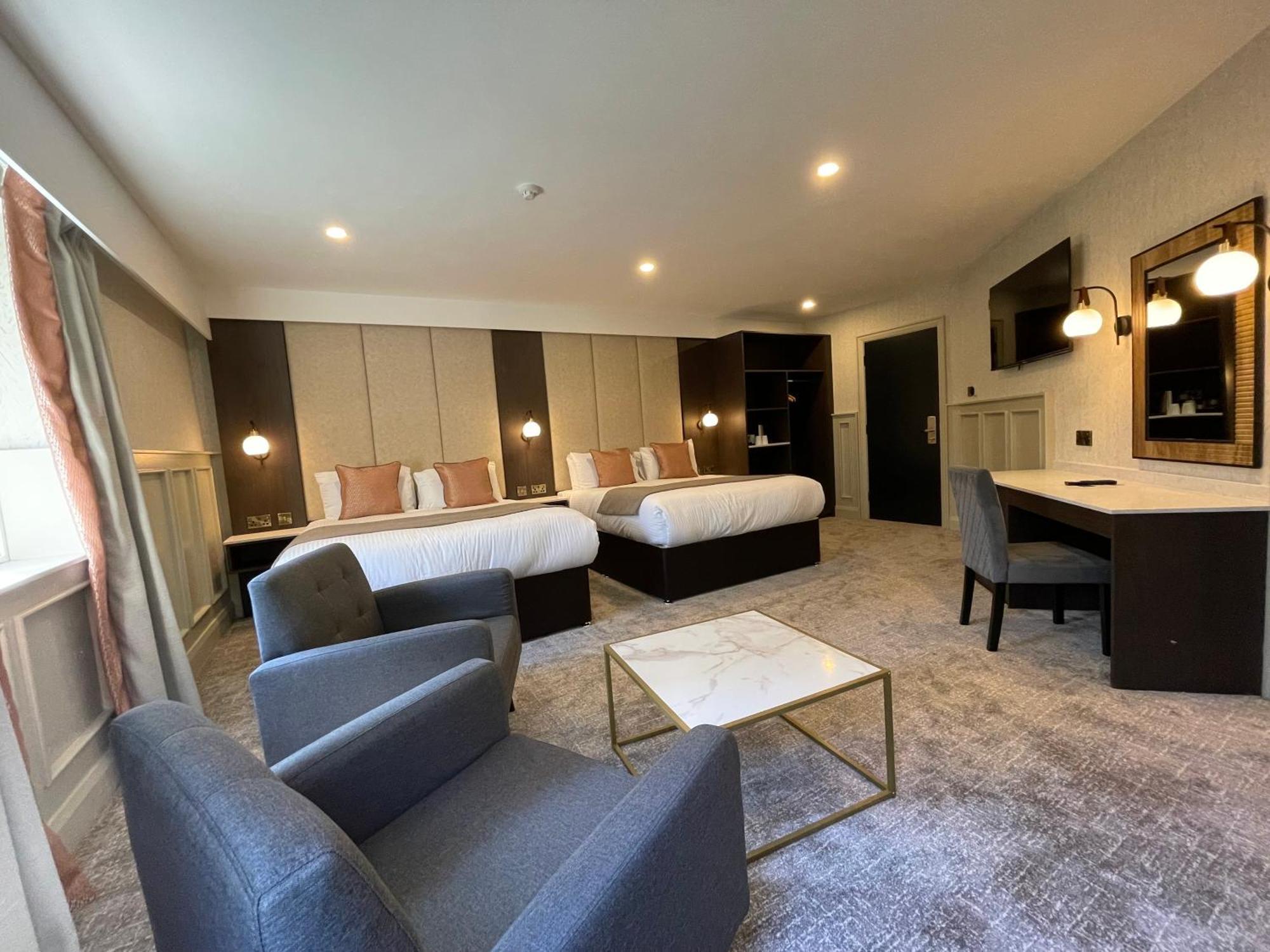 Bushtown Hotel & Spa 科尔雷恩 外观 照片
