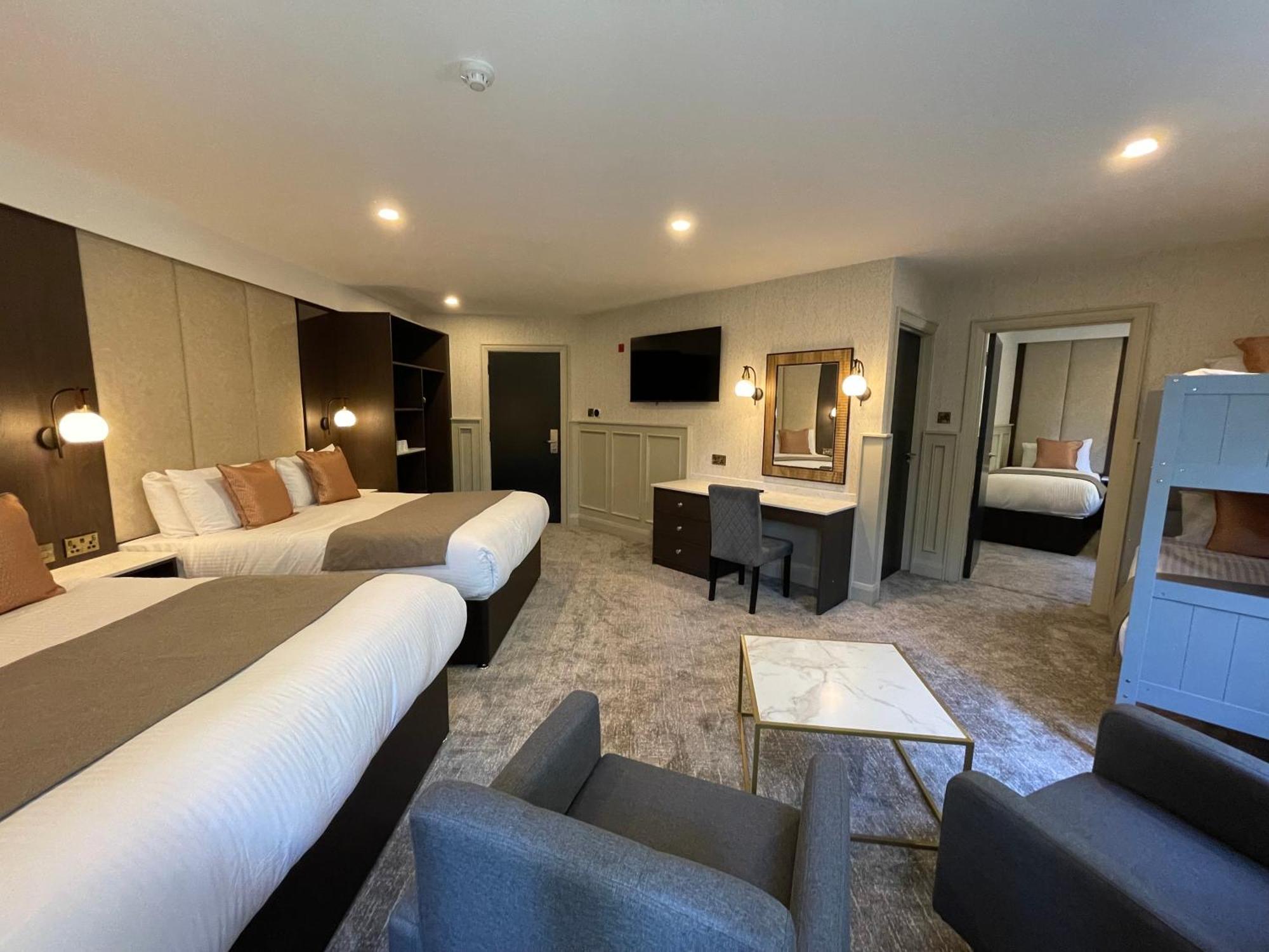 Bushtown Hotel & Spa 科尔雷恩 外观 照片