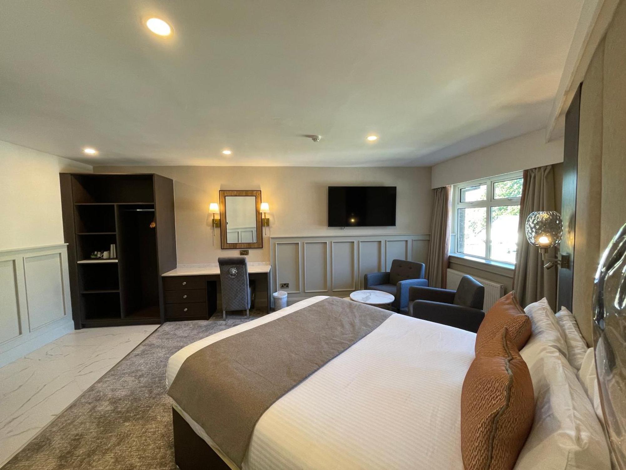 Bushtown Hotel & Spa 科尔雷恩 外观 照片