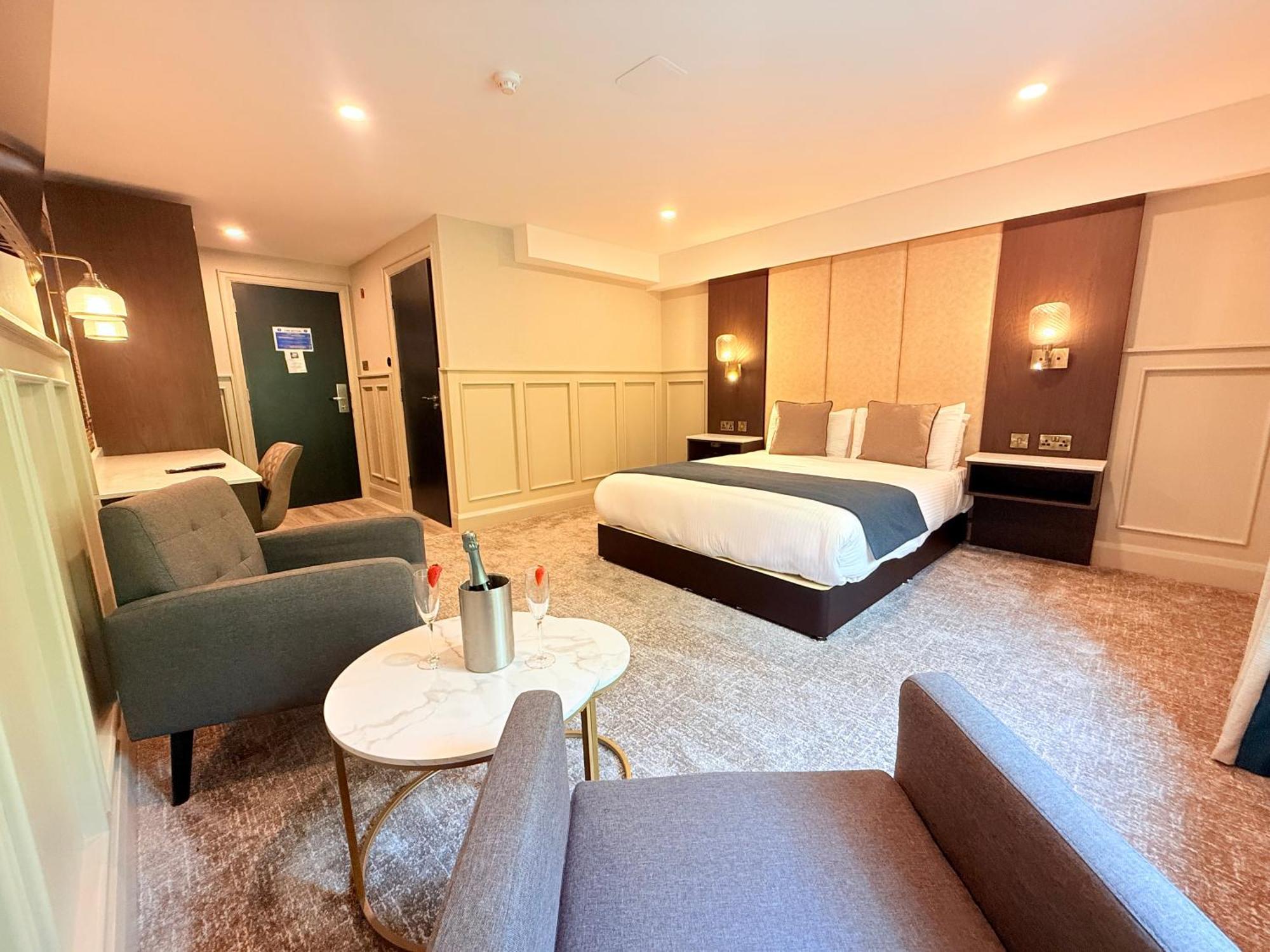 Bushtown Hotel & Spa 科尔雷恩 外观 照片