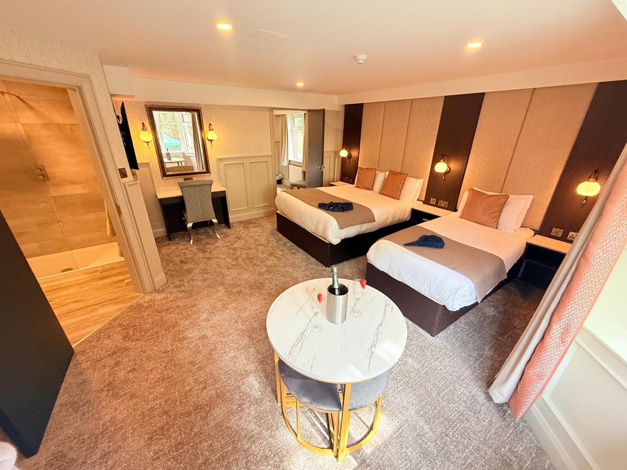 Bushtown Hotel & Spa 科尔雷恩 外观 照片